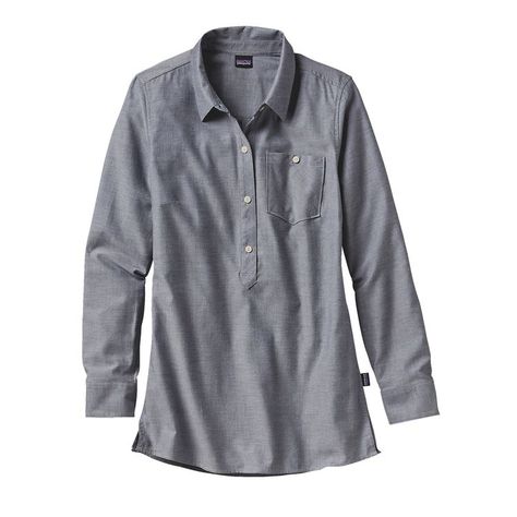 ● PATAGONIA ● Organic cotton tunic shirt, fair labor practices, environmentally-friendly company donates 1% of sales to grassroot activists Womens Outdoor Clothing, Tunic Styles, Tunic Shirt, Patagonia Womens, Womens Tunics, Outdoor Outfit, Clean Lines, Black Leggings, Casual Dresses For Women