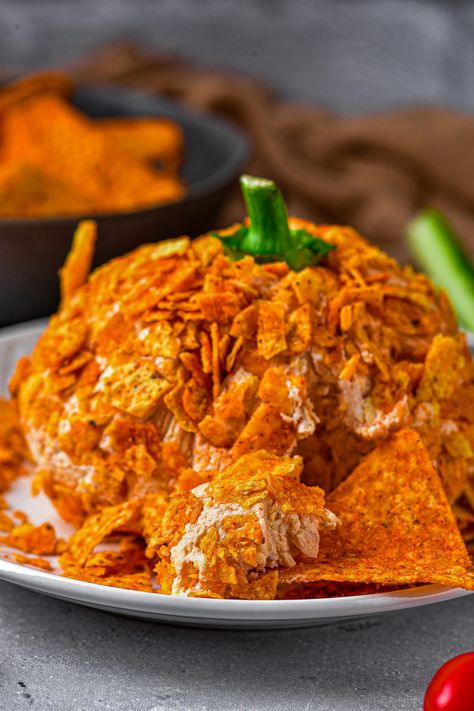 Cheeseball Recipes, Pumpkin Cheese Ball, Dorito Chip, Kinds Of Cheese, Spicy Salsa, How To Make Pumpkin, Cheese Ball Recipes, South Of The Border, Minced Onion