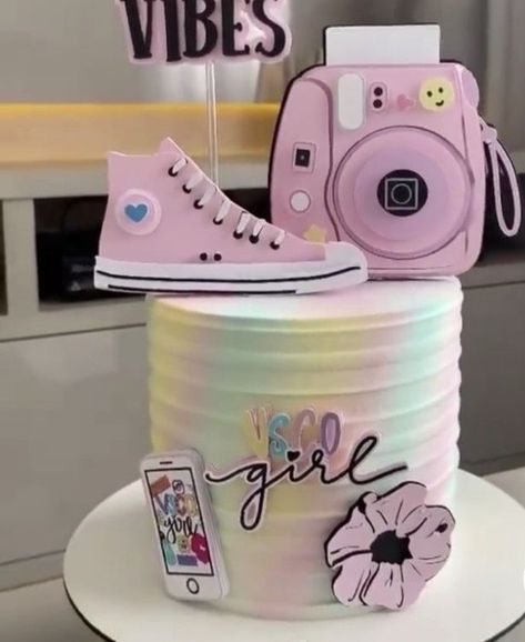 Via Li, Art Birthday Cake, Doll Birthday Cake, Barbie Birthday Cake, 10 Birthday Cake, 13 Birthday Cake, Quinceanera Cakes, Family Cake, Beautiful Cake Designs