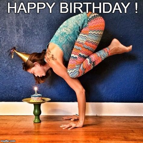 Happy Birthday Yoga, Yoga Cards, Happy Birthday Vintage, Happy Yoga, Happy Birthday Friend, Birthday Wishes Funny, Happy Birthday Funny, Happy Birthday Fun, Birthday Meme