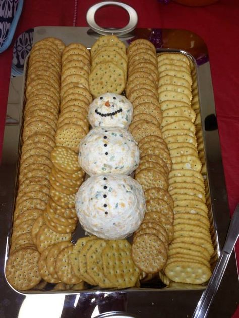 Christmas Themed Food, Snowman Cheese Ball, January Baby Shower, Baby Shower Party Food, Shower Foods, Soccer Christmas, Sunshine Committee, Chanel Birthday, Snowman Party