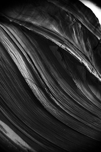 black art Black Paint Texture, Black Waves, La Brea, Black Painting, Black Texture, Texture Inspiration, Black And White Photograph, Black Textures, Foto Inspiration