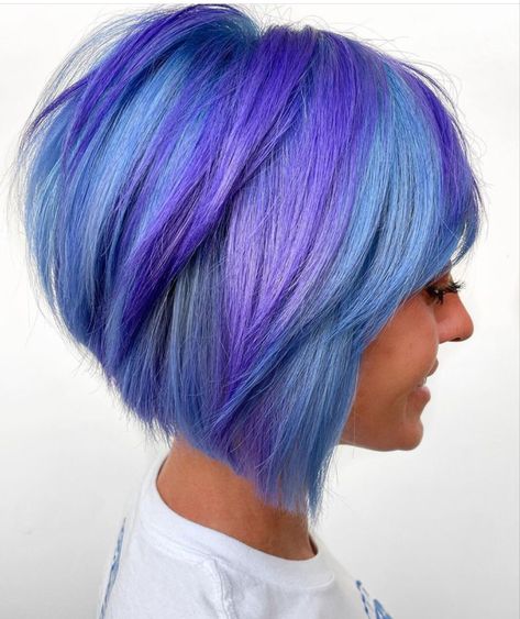 Blue purple hair A Line Bob With Bangs, Blue And Purple Hair, Hair Bobs, Edgy Bob, Funky Hair, Vivid Hair Color, Colourful Hair, Long To Short Hair, Coloured Hair