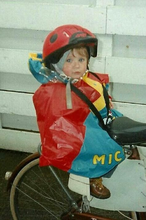 CAN I DIE?! AWWW NIALLS SO CUUUTE!!!! I would like to thank his parents for such a cute human being!!❤❤❤❤❤❤❤❤❤❤❤❤❤❤❤❤❤❤❤❤❤❤❤❤❤❤❤❤❤❤❤❤❤❤❤❤👑👑👑👑👑👑👑👑👑👑👑👑👑👑👑👑👑👑👑👑👑👑👑👑👑👑👑👑👑👑👑👑👑👑👑👑 Four One Direction, Niall Horan Baby, Gambar One Direction, Pahlawan Marvel, One Direction Photos, Irish Princess, Irish Boys, One Direction Humor, One Direction Memes