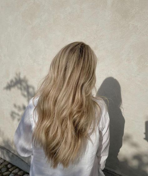 Hair Goals Aesthetic, Goals Aesthetic, Blonde Hair Inspiration, Blonde Hair Looks, Long Blonde, Long Blonde Hair, Hair Inspo Color, Face Hair, Hair Envy