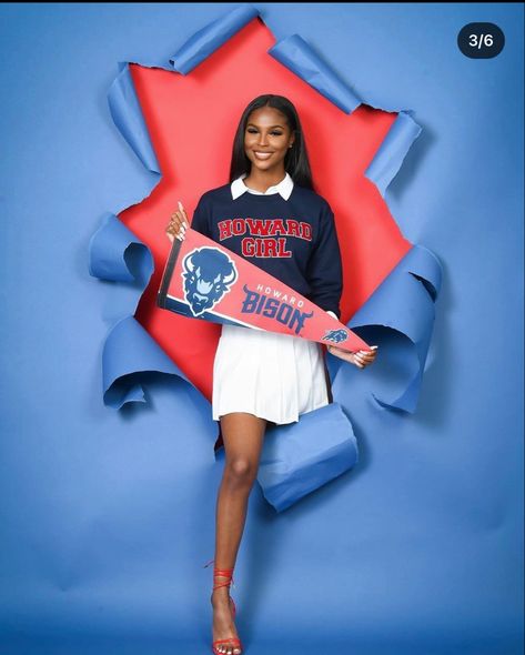 Commitment Day Pictures, Howard Decision Day, Decision Day Photoshoot Black, Howard University Decision Day, Class Of 2024 Senior Pictures, College Announcement Photoshoot, Eboard Photoshoot Ideas, Howard University Graduation Pictures, Howard University Aesthetic