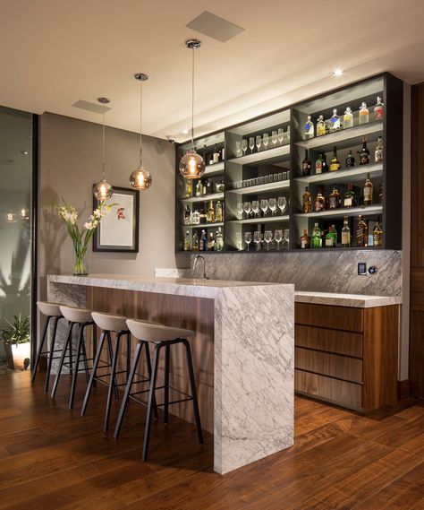 GLR Arquitectos Designs the Dreamy ER House in Monterrey, Mexico - Design Milk Modern Home Bar Designs, Cocktail Room, Bar Counter Design, Bar Mini, Home Bar Rooms, Modern Home Bar, South Street, Home Bar Design, Diy Home Bar