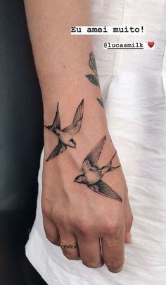 Mens Swallow Tattoo, Swallow Hand Tattoo, Swallow Tattoo Meaning, Bird Hand Tattoo, Swallow Tattoo Design, Swallow Bird Tattoos, Robin Tattoo, Bird Tattoo Meaning, Bird Tattoos For Women