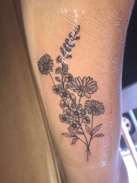 Larkspur And Daisy Flower Tattoo, Daisy And Larkspur Tattoo, Tattoo Ideas Daisy, Hammerhead Tattoo, Arizona Flower, Larkspur Tattoo, Daisy Flower Tattoos, Mum Tattoo, Leopard Tattoos