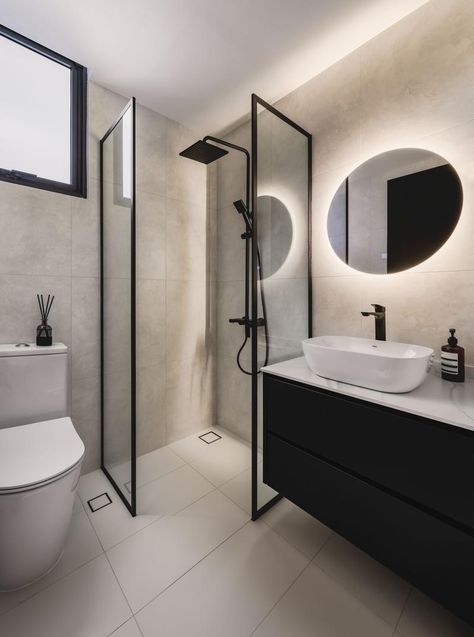 Beauty or Regret? 9 Aesthetic Design Features to Think Twice About | Qanvast White Shower Bathroom Ideas, Modern Bathroom Design Black And White, Black And White House Aesthetic, Black And White Bathroom Ideas Modern, White And Black Bathroom Ideas, Baños Aesthetic, Modern Bathroom Design Small, Baño Aesthetic, Trendy Bathroom Ideas