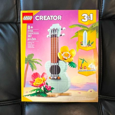 Lego, 3 In 1 Tropical Ukelele Instrument Toy Brand New!!! Offers And Comments Welcomed:) Cute Lego Sets, Lego Room Decor, Lego Duplo Town, Palm Tree Flowers, Best Lego Sets, A Beach Scene, Ocean And Beach, Lego Kits, Lego Creative