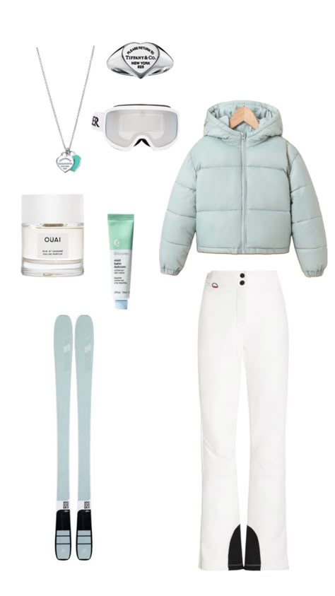 Outfit Ideas With Hoodies, Ski Outfit Aesthetic, Cute Ski Outfits For Women, Ski Resort Outfit, Cute Ski Outfits, Skincare Shuffles, Winter Inspo Outfits, Mode Au Ski, Womens Ski Outfits