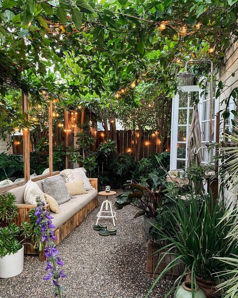 Before + After: Creating an Overhead Canopy of Vines Outdoors — The Tiny Canal Cottage Small Courtyard, Small Courtyard Gardens, Small Patio Garden, Tiny Garden, Courtyard Gardens, Garden Shower, Small Courtyards, Outdoor Seating Area, Garden Inspo