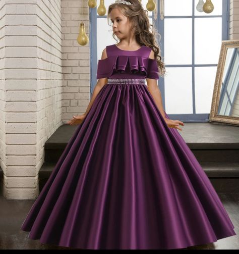 Latest Gowns Dresses Indian Party Wear, Uşaq Geyimləri, Wedding Dress Kids, Birthday Party Clothes, Princess Dresses Kids, Bridesmaid Wedding Dress, Dress Birthday Party, Vintage Wedding Party, Girls Winter Dresses