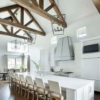 Vaulted Ceiling Ideas, Kitchen With Long Island, Clean Interior Design, Unique Kitchen Design, Long Kitchen, White Kitchen Island, Large Kitchen Island, Plafond Design, Wood Beam Ceiling