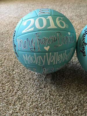 Beach Volleyball Themed Party, Volleyball Locker Decorations, Basketball Senior Night Gifts, Volleyball Senior Night Gifts, Night Volleyball, Volleyball Locker, Soccer Senior Night, Volleyball Senior Night, Volleyball Party