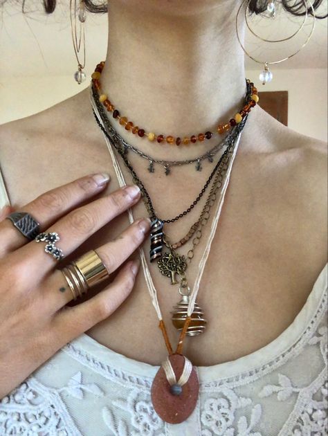 Weird Jewelry Aesthetic, Jewelry Mood Board, Necklace Stacking, Dope Jewelry Accessories, Eclectic Jewelry, Dream Bracelet, Grunge Jewelry, Earthy Jewelry, Indie Jewelry