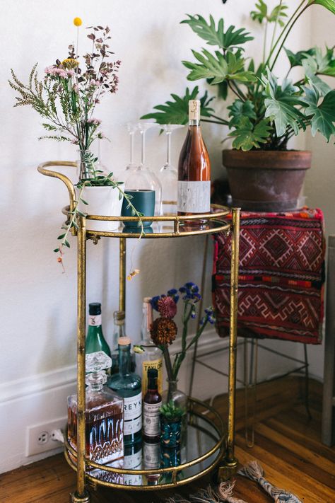 bar cart styling tips — Lucky Andi Bar Cart For Small Space, Side Table Bar Cart, Bar Cart Styling Organic Modern, Bar Cart Styling Round, Tiny Bar Cart Ideas, Small Dining Room With Bar Cart, Tea Bar Cart Ideas, Bar Cart Antique, Mini Target Bar Cart