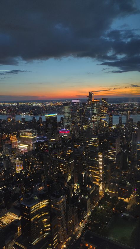 New York from the top of the Summit New York Summit, New York City Sunset, Aesthetic New York, Wallpaper Sunset, New York Wallpaper, City Sunset, Photos Aesthetic, York Wallpaper, Ipad Wallpapers