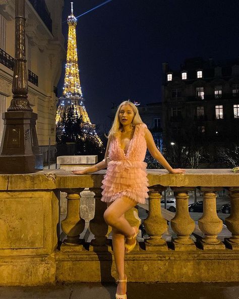 Paris Birthday Outfit, Grace Shadrack, Birthday In Paris, In Paris Aesthetic, Paris Birthday, Europe Aesthetic, Paris Aesthetic, Emily In Paris, Paris Photos