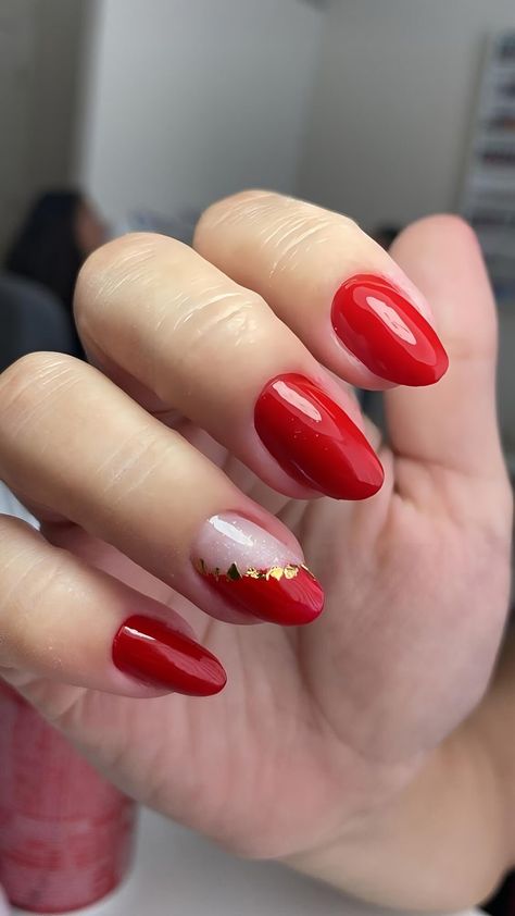 30 One-Of-A-Kind Red Nail Designs To Impress Anybody - 216 The Best Nails, Red Nail Art Designs, Red Nail Art, Wow Nails, Nails Art Ideas, Best Nails, Christmas Gel Nails, Work Nails, Red Nail Polish