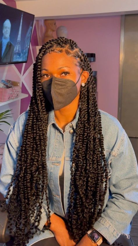 Passion Twist Styles, Spoiled Girl, Hair Braid Patterns, Marley Twist, Loc Inspiration, Short Box Braids Hairstyles, Braided Hairstyles For Black Women Cornrows, Passion Twists, Girl Aesthetics