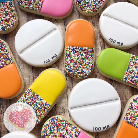 Pill Cookies, Get Well Cookies, Nursing Cookies, Doctor Cookies, Sprinkles Cookies, Medical Cookies, Nurse Cookies, Fest Temaer, Heart Sprinkles