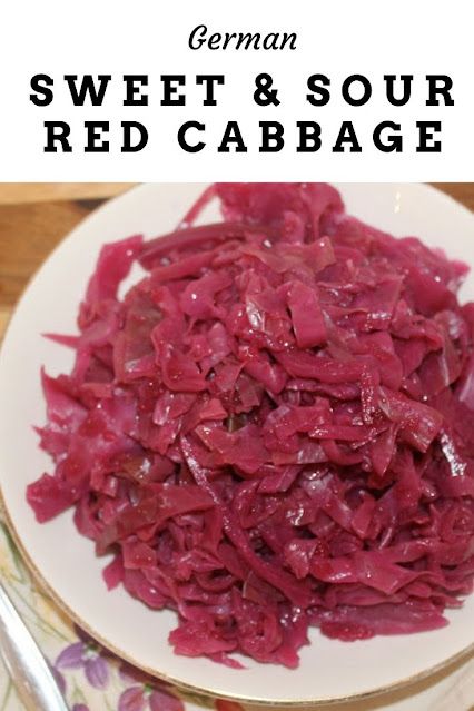 Sauteed Red Cabbage, German Red Cabbage, Sweet And Sour Cabbage, Red Cabbage Recipes, Vegetable Side Dish, Low Carb Sides, Low Carb Side Dishes, Low Carb Vegetables, Vegetable Side