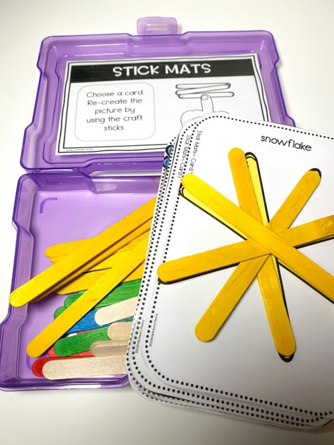 Using Fine Motor Task Boxes in Your Preschool Classroom - Lovely Commotion Preschool Resources Dollar Tree Activity Boxes, Diy Preschool Center Ideas, Kindergarten Room Set Up Classroom Setup, Fine Motor Boxes, Task Boxes Preschool, Fine Motor Task Boxes, Quiet Bins, Busy Bins, Morning Bins