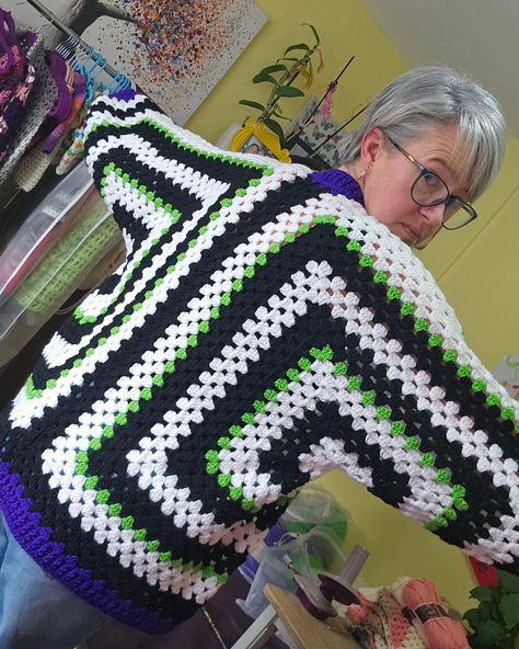 Tutorial for my Beetlejuice version of a Hexigan Cardigan is up on my YouTube channel now! Comment 'showtime' to receive a DM with the link #crochetersofinstagram #crochet #beetlejuice #yarnsmithscreate #Yarnsmiths #crochetlovers Beetlejuice Crochet Pattern, Crochet Beetlejuice, Beetlejuice Crochet, Geek Crochet, Crochet 101, Crochet Lovers, Knitting Ideas, Crochet Shawl, Beetlejuice