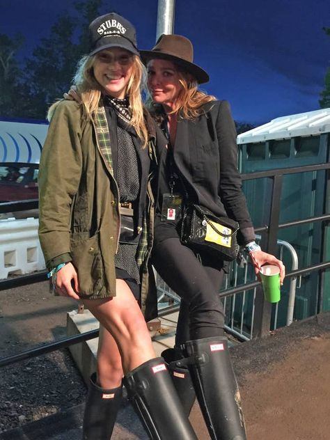 Glastonbury 2015: From Bradley Cooper to Alexa Chung, festival fashion roundup | The Independent Alexa Chung Festival, Festival Outfit Rain, Rainy Festival Outfit, Glastonbury Festival Fashion, British Festival, Barbour Jacket Women, Glastonbury Fashion, Hunter Boots Outfit, Barbour Style