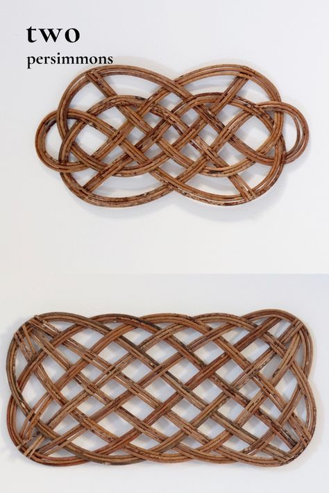 Watanabe Moe’s works are based on the vernacular weaving techniques, but reworked with contemporary design concept and aesthetics. #akebia #akebiaquinata #chocolatevine #basketry #sustainabledecor #weaving #basketweaving #naturalweaving #plants #coaster #trivet #moewatanabe #渡部萌 #wildweaving #rusticmodern #willow #willowweaving #countrykitchen #naturaldecor #rustictable #wallhangings #walldecoration #placemats #placemat #naturaltable #celticknot #knot #knots #celticart #botanica Japanese Basket Weaving, Willow Weaving, Sustainable Decor, Basket Design, Celtic Art, Rustic Table, Home Items, Nature Decor, Design Concept