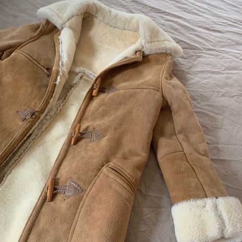 Women’s Fur Suede Jacket. Brand New! Very Warm, Soft Fur And Real Suede. Make A Statement This Winter! Women’s Winter Jackets, Winter Jackets 2024, Womens Winter Fashion 2024, Winter Jacket Aesthetic, 2000s Fashion Winter, Brown Suede Jacket Outfit, Cute Jackets For Women, Brown Winter Jacket, Jackets For Women Winter