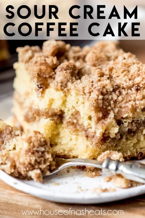 Cake Base Recipe, Coffee Cake Recipes Easy, Cinnamon Coffee Cake, Cinnamon Streusel, Sour Cream Coffee Cake, Coffee Cake Recipe, Sour Cream Recipes, Sour Cream Cake, Torte Cupcake