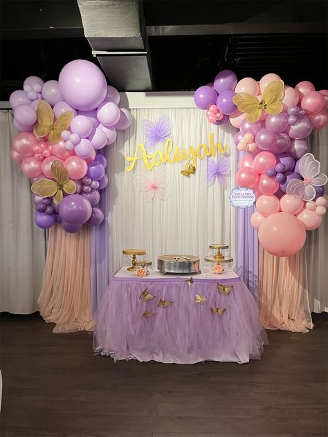 Ballon Decorations Butterfly, Pink And Lavender Birthday Decor, Birth Decoration Ideas, Pink And Lavender Baby Shower Ideas, Lavender Birthday Theme, Lavender Decorations Party, Pastel Butterfly Baby Shower Ideas, Butterfly Theme Decorations, Pink And Purple Baby Shower Ideas