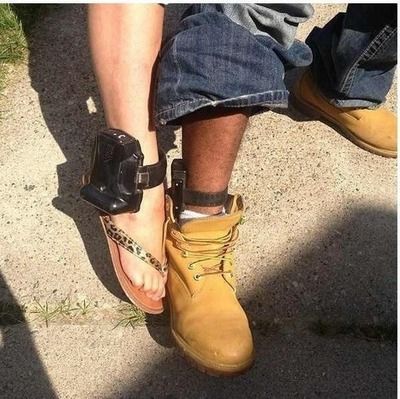 House Arrest Ankle Monitor, Ankle Monitor, Could Be Us, Dat Boi, Uber Humor, House Arrest, 10 Funniest, White Trash, Fun Size