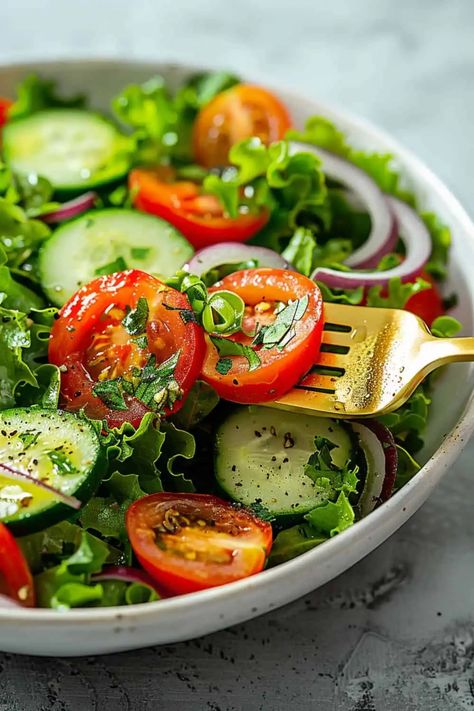 Garden Salad: A Fresh Summer Recipe - BeCentsational Menu Photoshoot, Viral Cucumber, Ramzan Images, Garden Salad Recipe, Turkish Salad, Salade Healthy, Fresh Garden Salad, Low Calorie Salad, Food Noodles