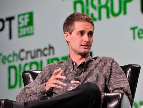 Co-founder and CEO of Snapchat, Evan Spiegel | 13 Super-Hot People Who Happen To Be CEOs Evan Spiegel, Snap Chat, Frat Boy, Miranda Kerr, Tech News, Social Networks, Make Money Online, Snapchat, Thing 1