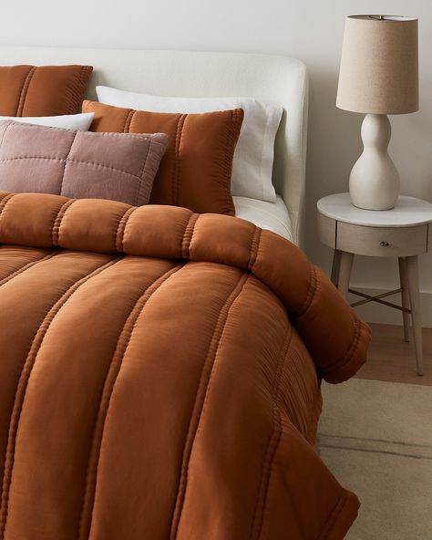 West Elm | Furniture + Decor’s Instagram post: “This Silky TENCEL Plush Comforter has your name written alllllll over it. Shop this look in 7 different colors through the link in our bio.” تصميم للمنزل العصري, Bed Design Modern, Bed Comforter Sets, Inspire Me Home Decor, Boho Home, Modern Bed, My New Room, Decoration Design, Bed Comforters