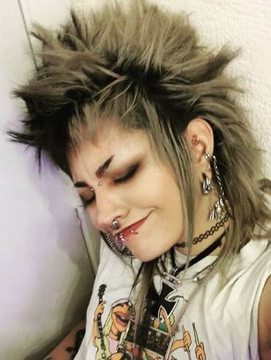 Punk Color Hair, Shoulder Length Punk Hairstyles, Punk Rock Hairstyle, Liberty Spikes With Bangs, Fluffy Mohawk Punk, Spikey Punk Hair, Pop Punk Hairstyles, Curly Deathhawk, Deathhawk Long