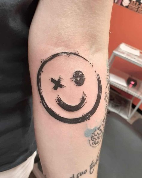 Giant Arm Smile Tattoo Black Design Cool Smiley Face Tattoos, And Yet I Smile Tattoo, Smile Emoji Tattoo, Smiley Tattoo Design, Emoji Tattoo Ideas, Smile Tattoo Design, Smile Tattoo Ideas, Hashtag Tattoo, Silly Tattoo Ideas