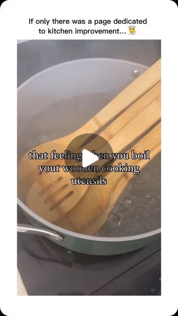 Kitchen | cleaning | organization on Instagram: "@wellnessrains PSA: CLEAN YOUR WOODEN UTENSILS ‼️  i’ll start by saying that if you are using plastic utensils, consider making the swap to wood or bamboo. ditch those plastics!  HOW TO CLEAN YOUR WOODEN/BAMBOO UTENSILS  1. wash immediately after use with warm water + dish soap 2. every few months, boil for 10-15 minutes - then give a quick rinse to help remove any grease, grime + gunk that have built up 🤢  TIPS ON CARING FOR WOODEN/BAMBOO UTENSILS  - do NOT put them in the dishwasher - avoid soaking them for long periods - allow to fully dry before storing - rub with a food grade oil when they start to look dry and need a little conditioning (for bamboo, mineral oil is recommended)  COMMENT “GUIDE” for my stress free guide to non toxic cle How To Clean Bamboo Utensils, How To Use A Bamboo Steamer, How To Clean Bamboo Hair Brush, Bamboo Brush Benefits, Wooden Spoon Care, Nontoxic Cleaning, Wooden Ceiling Design, Wooden Cooking Utensils, Wooden Soap Dish