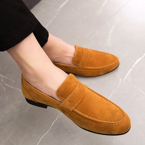 New Suede Men Casual Shoes Breathable Comfort Slip-on Mens Driving Shoes Fashion Male Lazy Shoes Suede Dress Shoes, Faux Suede Dress, Driving Shoes Men, Dress Loafers, Fashion Business Casual, Brogue Shoes, Men Loafers, Pointed Toe Shoes, Driving Shoes