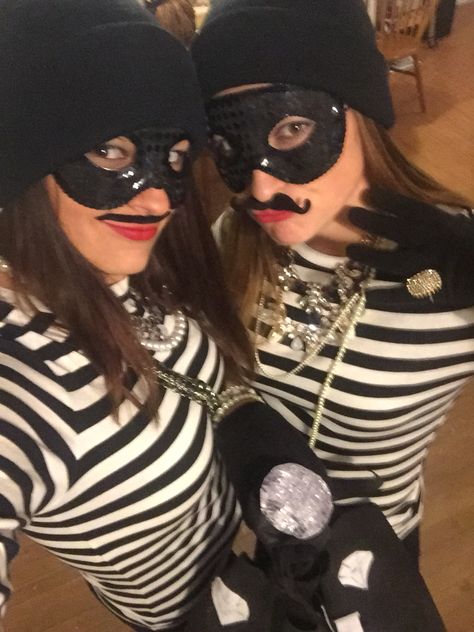 Halloween costume ! #jewelthieves it's so easy j crew jewelry stripes a hat mask and gloves Jail Breaker Halloween Costume, Zombie Cop Costume, Robber Costume Aesthetic, Female Robber Costume, Halloween Costumes Robbers, Cops And Robbers Halloween Costumes, Gangster Costume Womens, Halloween Costumes Prisoner, Jailbird Costume