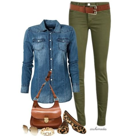 Fashion Worship | Women apparel from fashion designers and fashion design schools Denim Shirt Outfits, Olive Skinnies, Street Style Jeans, Olive Pants, Leopard Print Shoes, Mode Jeans, Mode Casual, Print Shoes, Ținută Casual