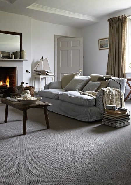 Cool carpet Room Carpet Ideas, Living Room Carpet Ideas, Grey Carpet Living Room, Carpet Diy, Carpet Ideas, Tapis Design, Trendy Living Rooms, Grey Carpet, Living Room Flooring