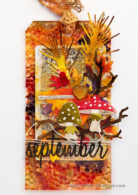 Autumn Tags Mixed Media, Fall Tags Ideas, Rainy Autumn Day, Fall Tags, Rainy Autumn, Tim Holtz Tags, Mixed Media Tags, Tim Holtz Sizzix, Leaves Fall