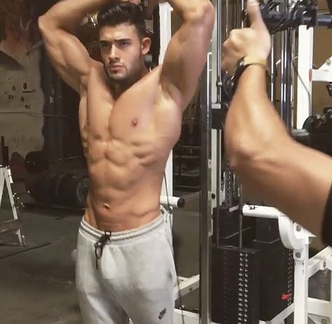 Sam Asghari, Muscle Hunk, Slumber Party, Beard No Mustache, Muscular Men, Shirtless Men, Man Crush, Muscle Men, Male Body