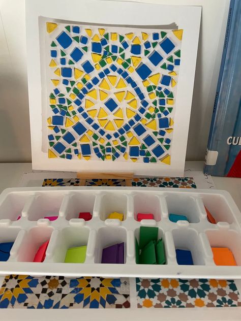 Paper mosaic art example Kids Mosaic Art Project, Paper Mosaic Art Ideas, Tissue Paper Mosaic, Paper Mosaic Art, Mosaics For Kids, Islamic Mosaic, Art Books For Kids, Ibn Battuta, Mosaic Tiles Crafts