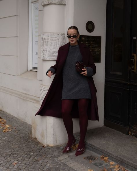 berry color season 🍷🍇🫐🍒 #winterfashion #sezanelovers #burgundy , burgundy tights, red tights, weinrot, oxblood, sezane bag, winter outfit inspo, knitwear , grey knit , berry colors Burgundy Monochrome Outfit, Gray And Burgundy Outfit, Burgundy Boots Outfit Winter, Burgundy Loafers Outfit, Burgundy Tights Outfit, Opaque Tights Outfit, Sezane Bag, Burgundy Sweater Outfit, Loafers Outfit Women